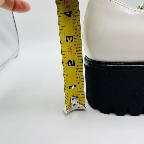 Jeffrey Campbell Cozza Mary Jane Platform Flat Womens 9 White Patent Leather Y2K - Picture 13 of 13